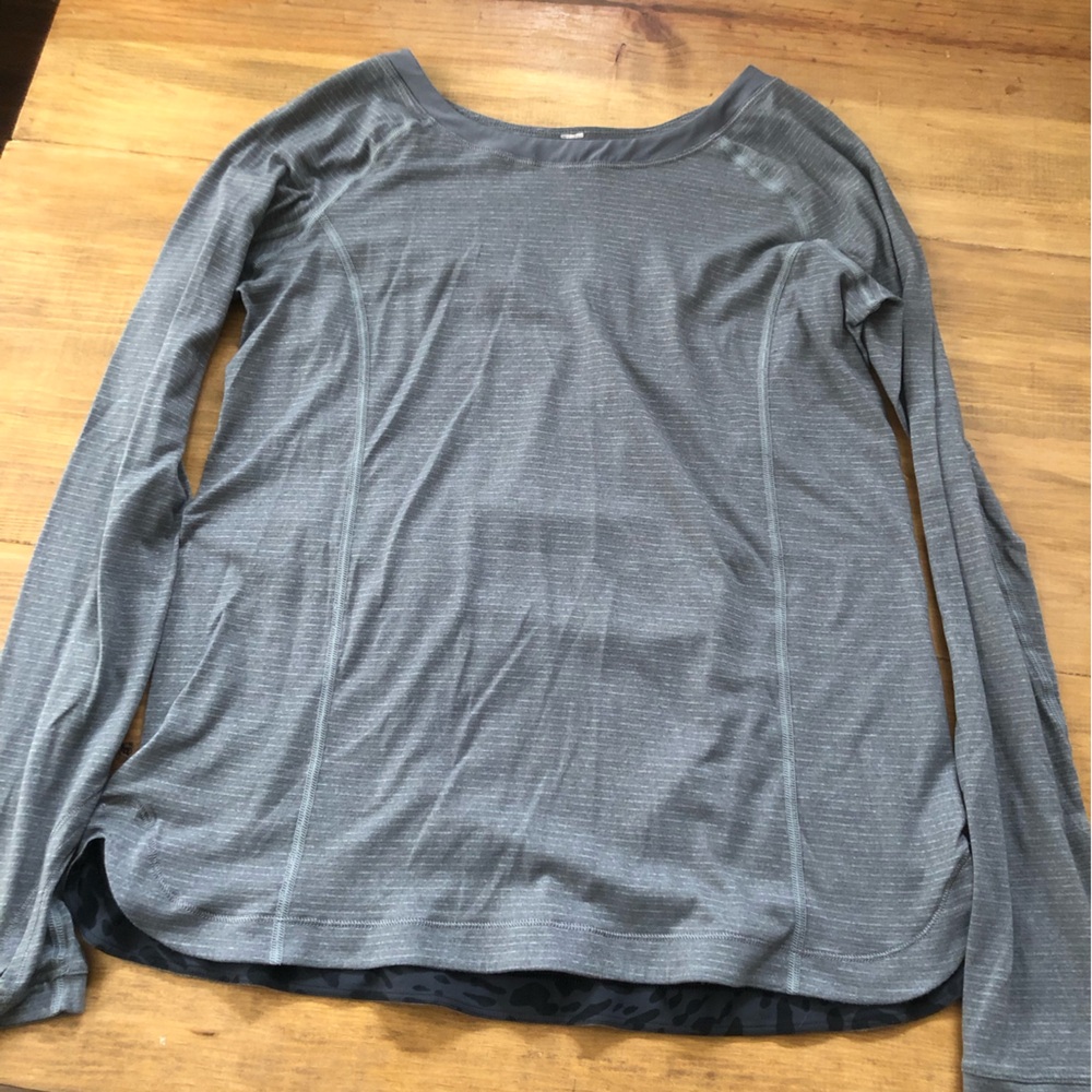 Lululemon long sleeve running top